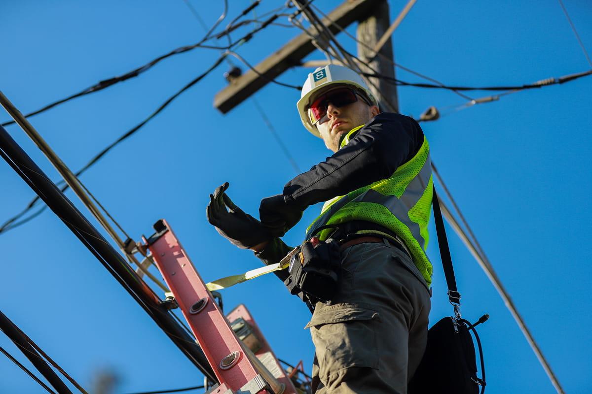 Paid training for new cable technicians on real installation projects